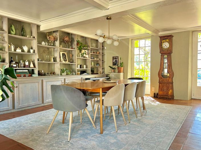 Image No.7-5 Bed House for sale