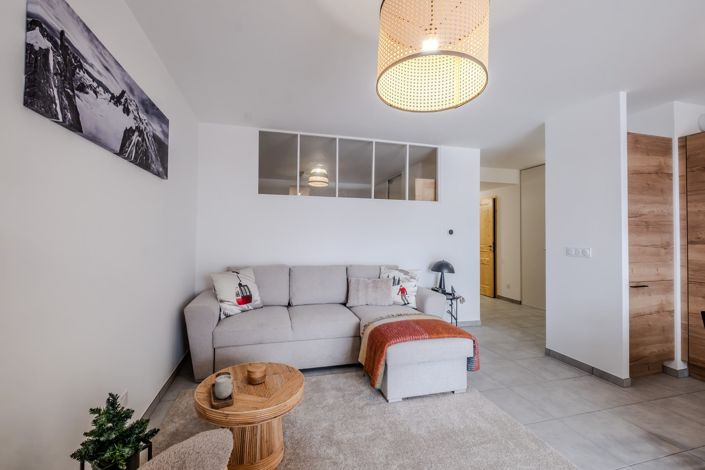 Image No.10-1 Bed Apartment for sale