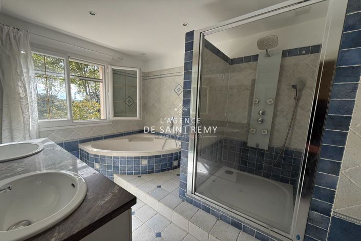 Image No.10-4 Bed House for sale