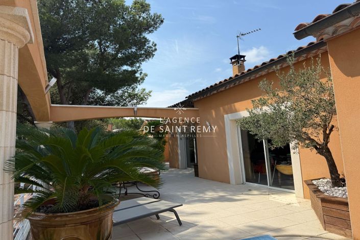 Image No.3-8 Bed House for sale