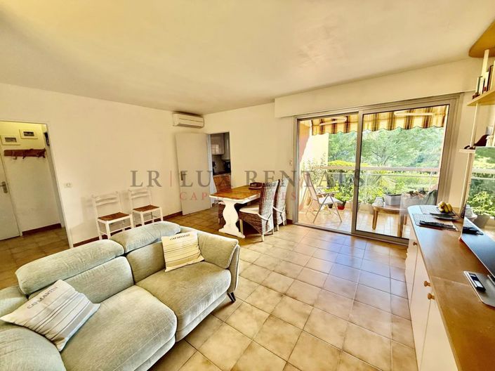 Image No.2-1 Bed Property for sale