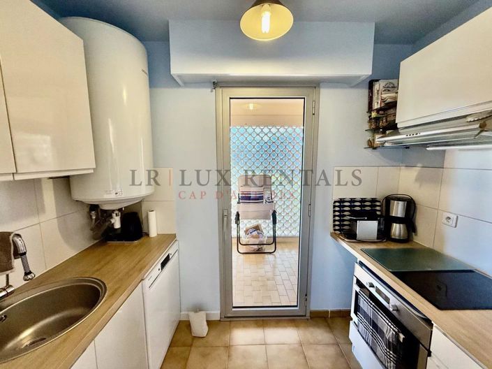 Image No.6-1 Bed Property for sale