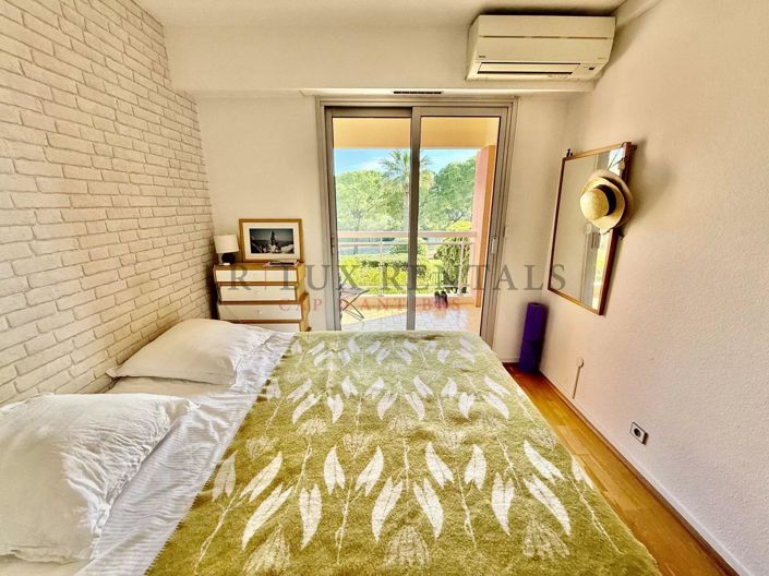 Image No.8-1 Bed Property for sale