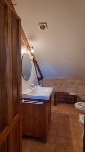 Image No.42-3 Bed House for sale