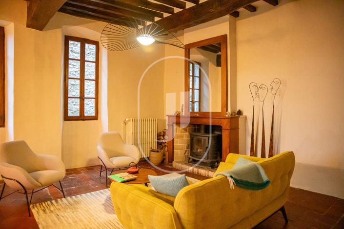 Image No.9-3 Bed House for sale