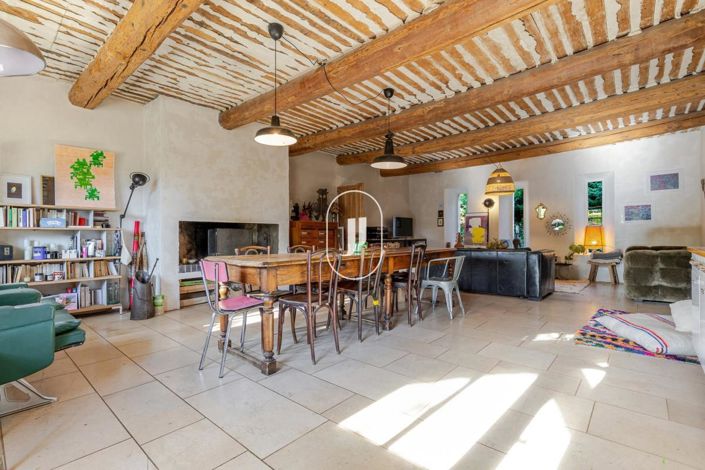 Image No.7-9 Bed House for sale