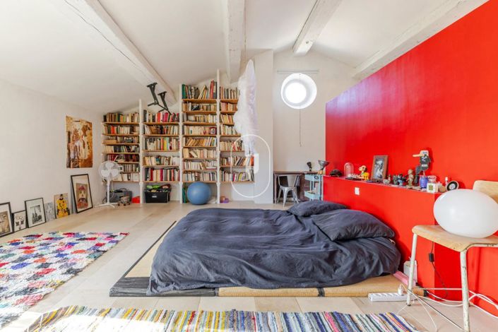 Image No.8-9 Bed House for sale