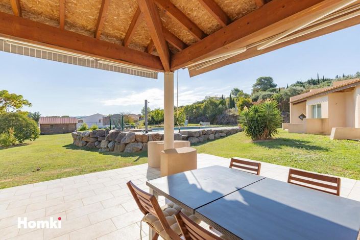 Image No.17-6 Bed House for sale