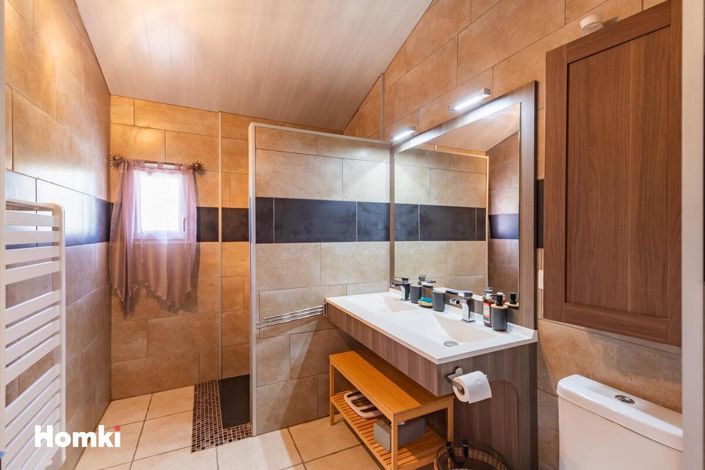 Image No.13-4 Bed House for sale