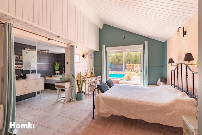 Image No.9-4 Bed House for sale