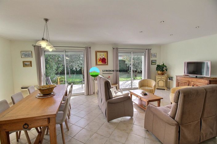 Image No.15-4 Bed House for sale