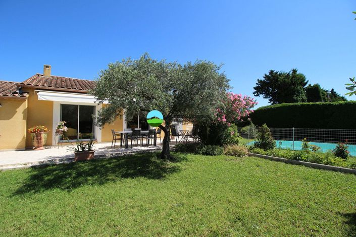 Image No.2-4 Bed House for sale