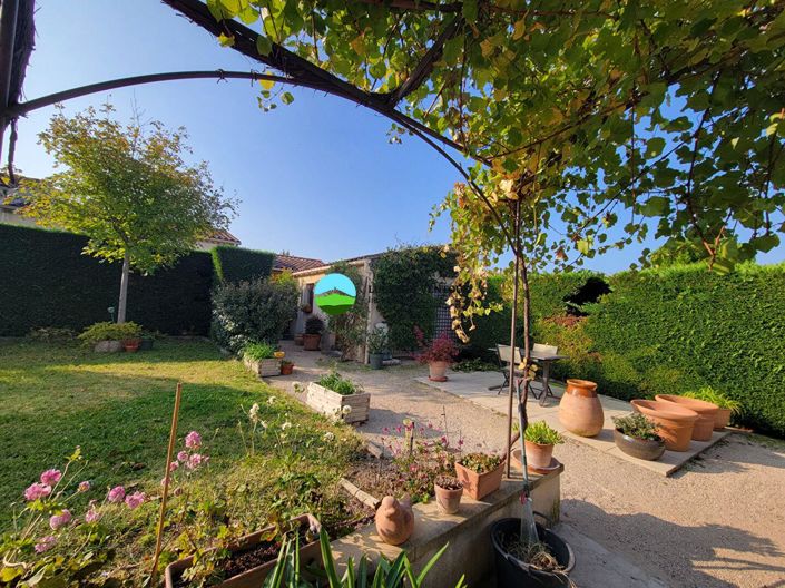 Image No.7-4 Bed House for sale