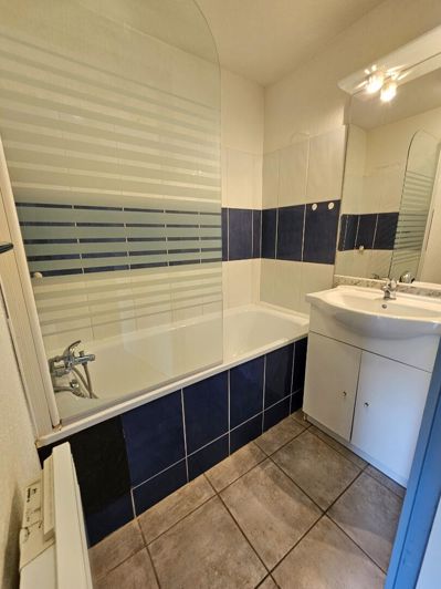 Image No.4-2 Bed House for sale