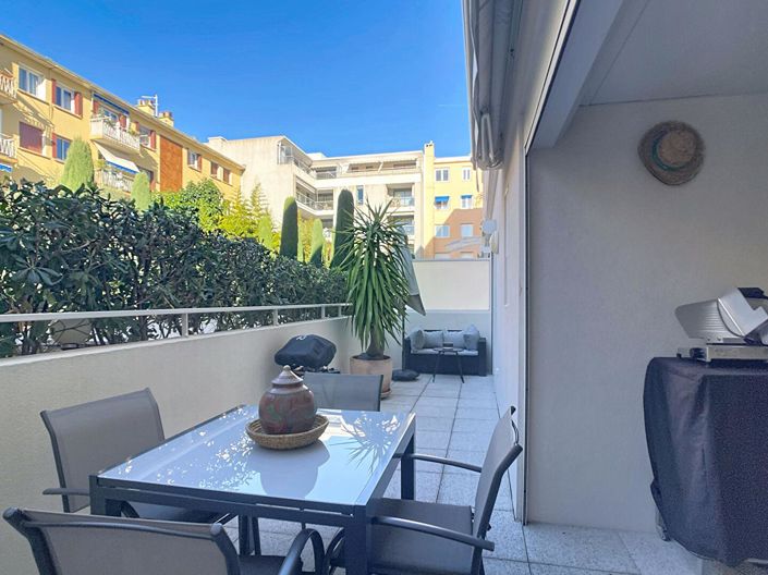 Image No.13-2 Bed Apartment for sale