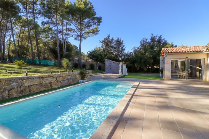 Image No.24-4 Bed House for sale