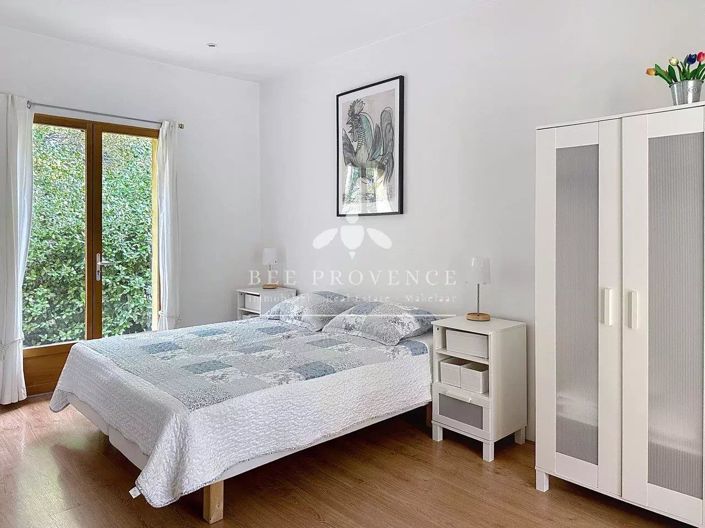 Image No.19-2 Bed House for sale