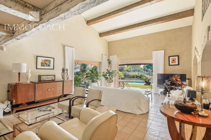 Image No.7-Maison de 6 chambres à vendre à La Londe-les-Maures