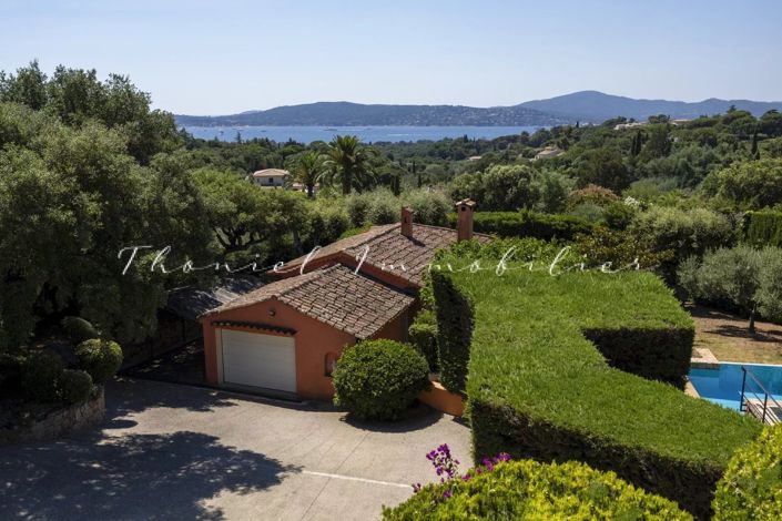 Image No.12-6 Bed House for sale