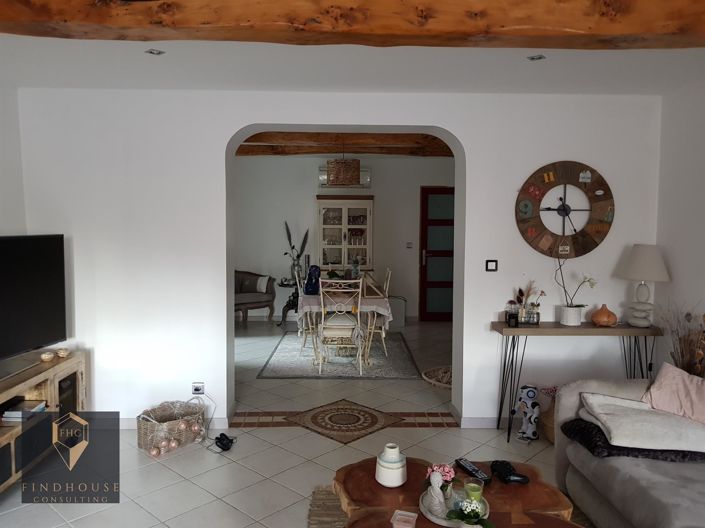 Image No.12-5 Bed House for sale