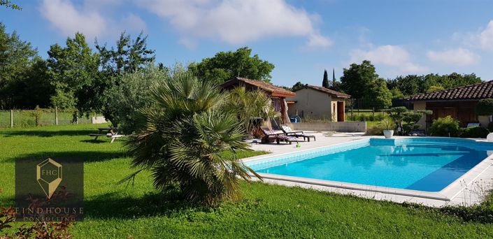 Image No.21-5 Bed House for sale