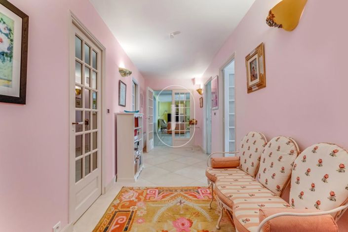 Image No.11-3 Bed Apartment for sale