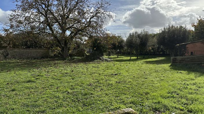 Image No.18-3 Bed House for sale