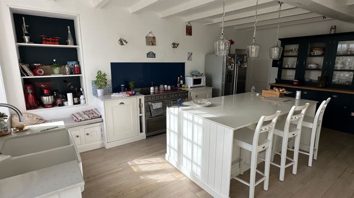 Image No.3-3 Bed House for sale