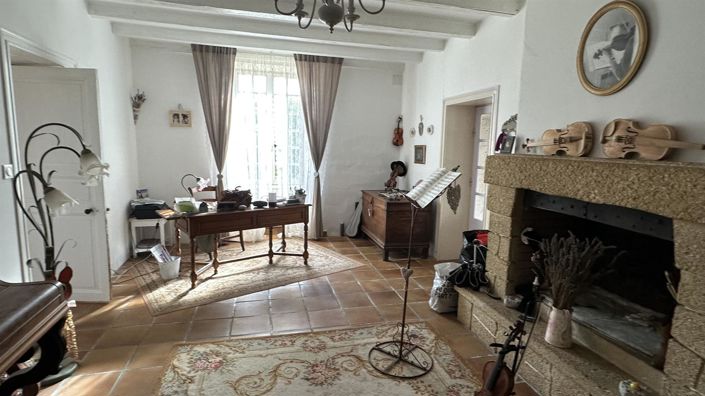 Image No.6-3 Bed House for sale