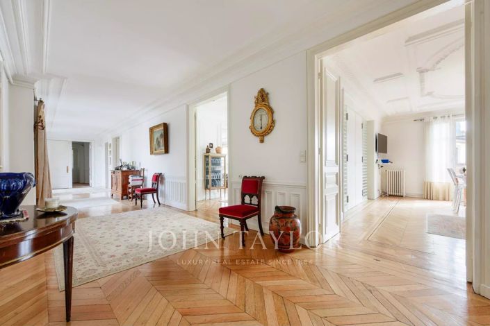 Image No.6-5 Bed Apartment for sale