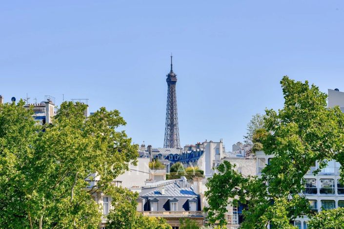 Image No.22-4 Bed Apartment for sale