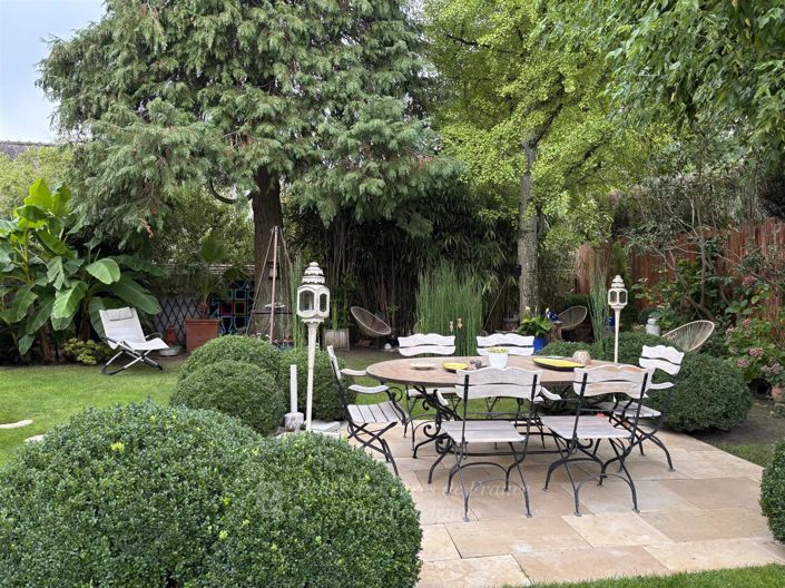 Image No.14-5 Bed House for sale