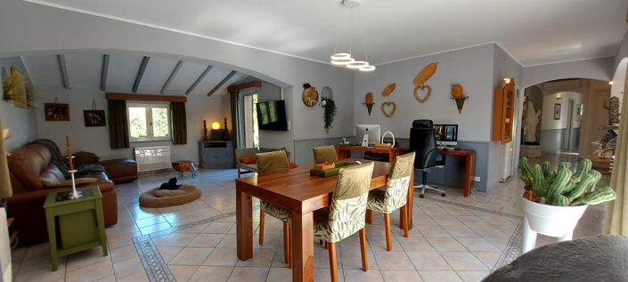 Image No.12-4 Bed House for sale