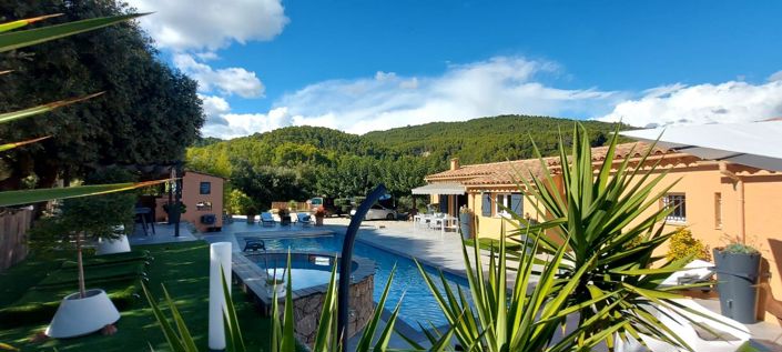 Image No.2-4 Bed House for sale