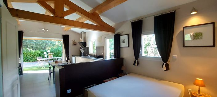 Image No.22-4 Bed House for sale