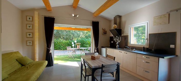 Image No.24-4 Bed House for sale