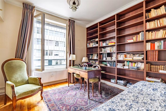 Image No.11-3 Bed Apartment for sale