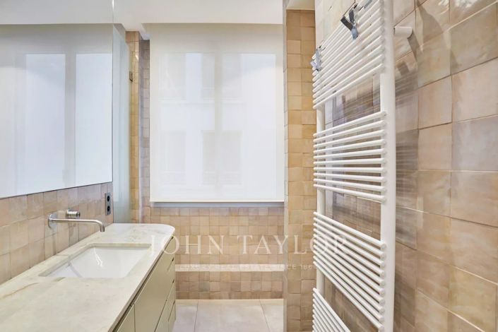 Image No.31-5 Bed Apartment for sale