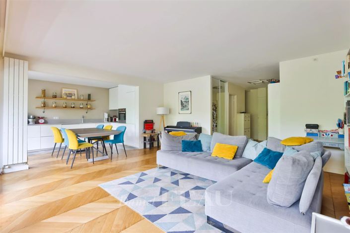 Image No.3-3 Bed Apartment for sale