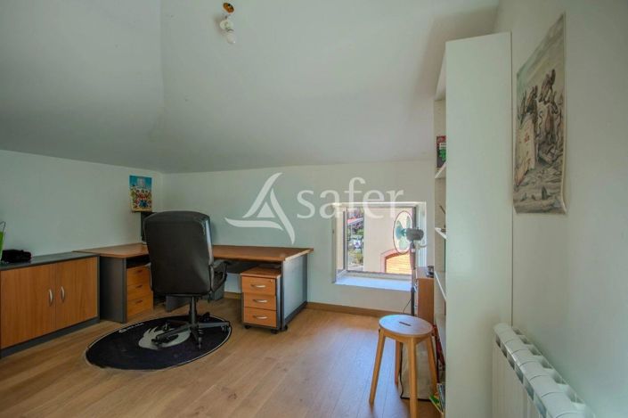 Image No.14-5 Bed House for sale