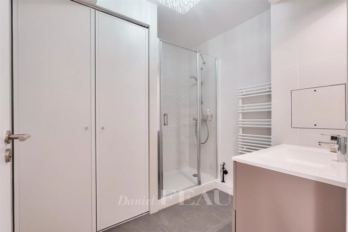 Image No.14-2 Bed Apartment for sale