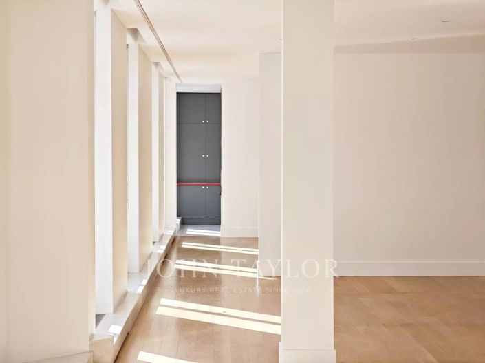 Image No.12-4 Bed Apartment for sale