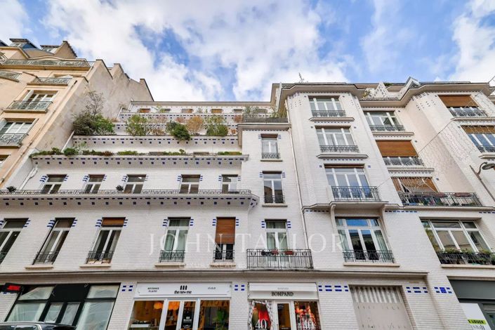 Image No.21-4 Bed Apartment for sale