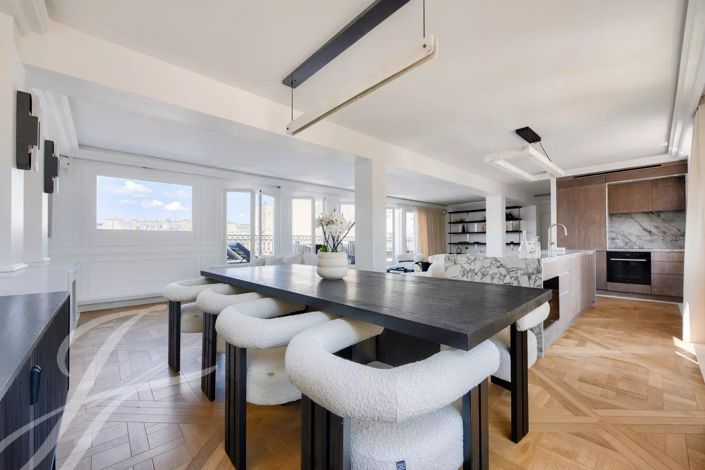 Image No.11-3 Bed Apartment for sale