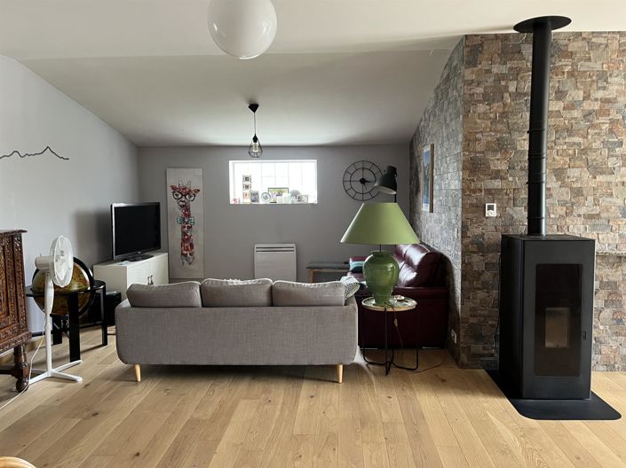 Image No.3-5 Bed House for sale