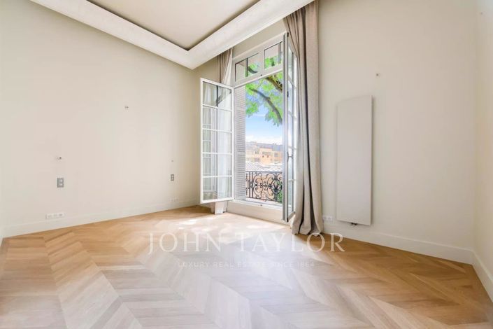 Image No.6-5 Bed Apartment for sale