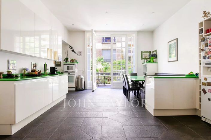 Image No.6-9 Bed House for sale