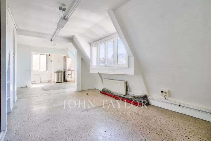 Image No.17-4 Bed Apartment for sale