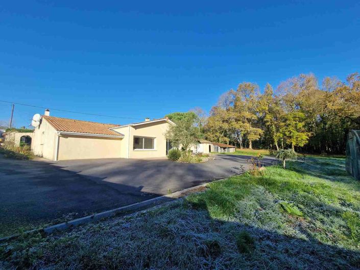 Image No.21-4 Bed House for sale