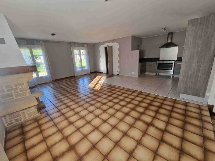 Image No.6-4 Bed House for sale